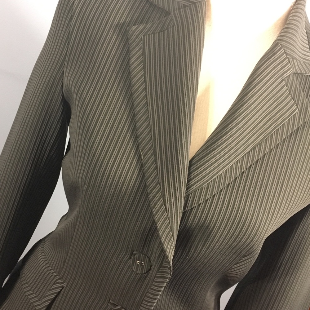 Awesome gray stripe skirt suit